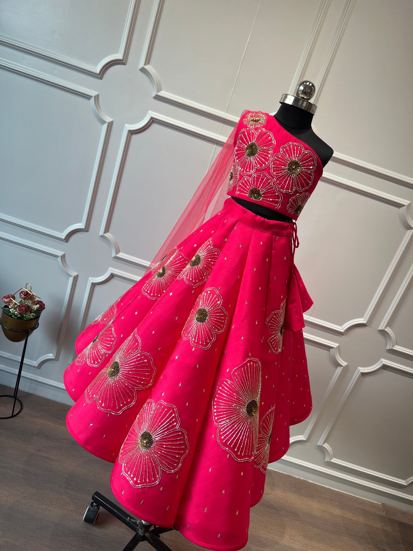 PINK SITARA LEHANGA NAS1090