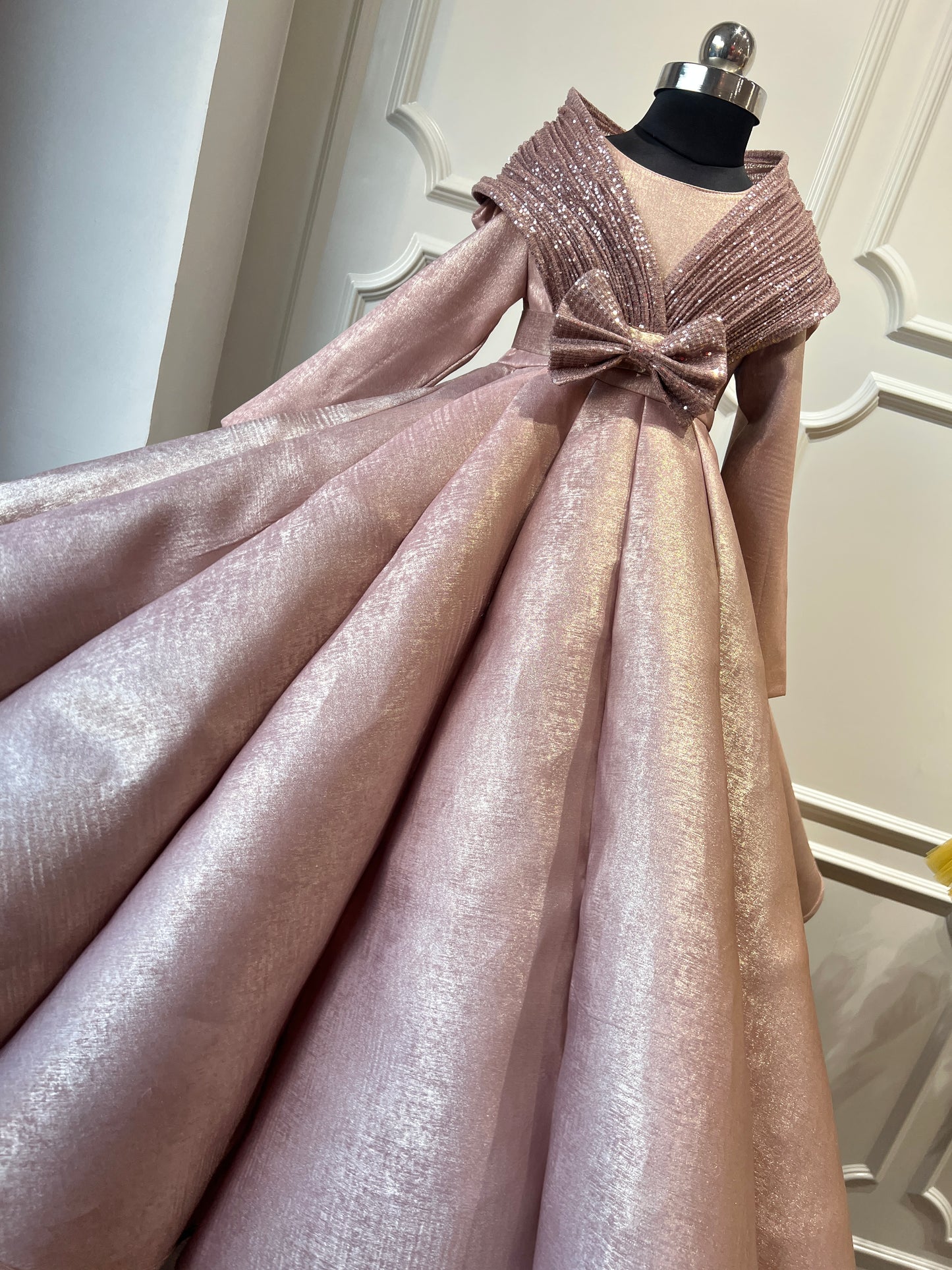 Blush Bow Twirl Gown✨ NAS1376
