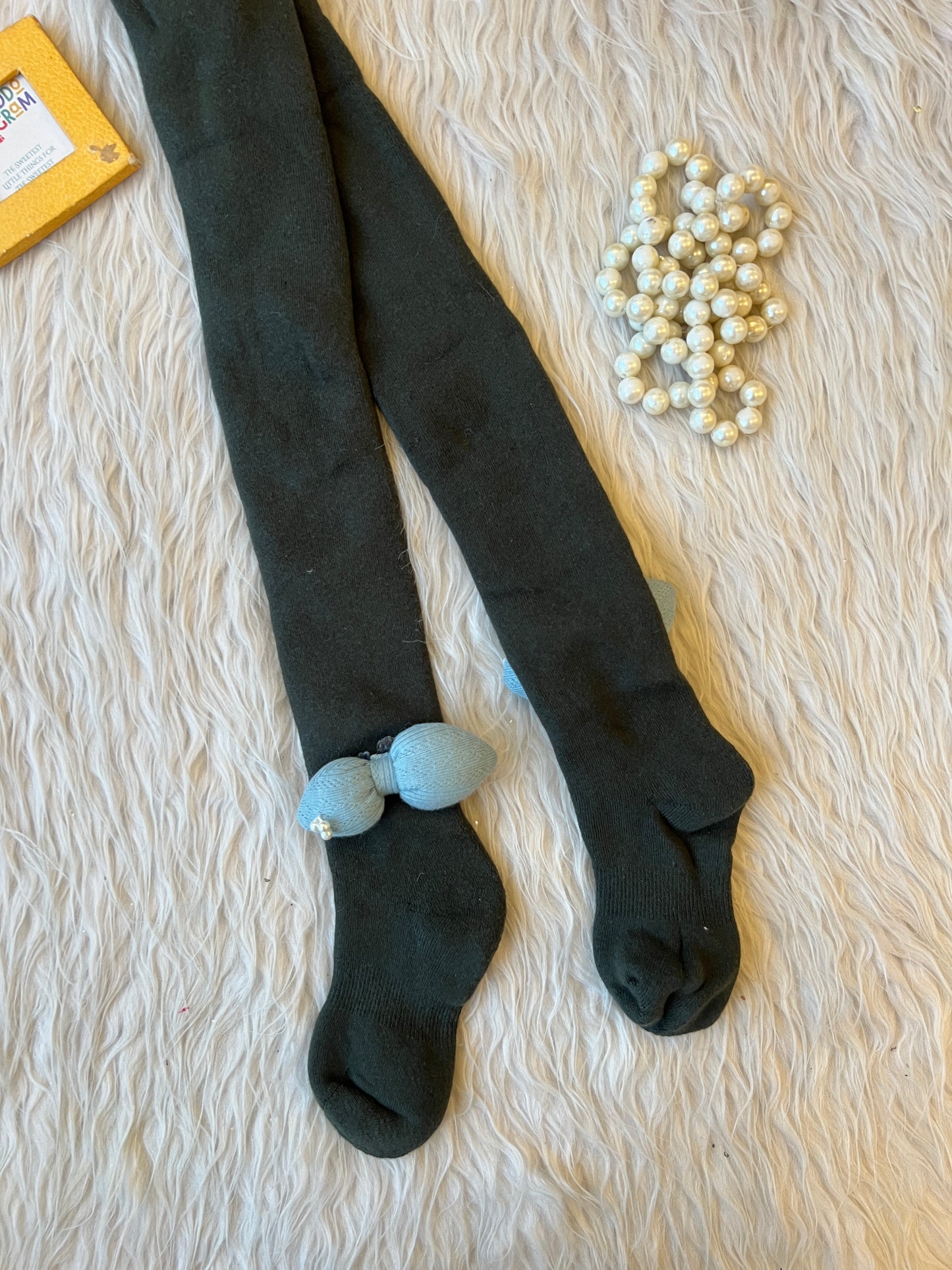 Green Pilo bow stocking