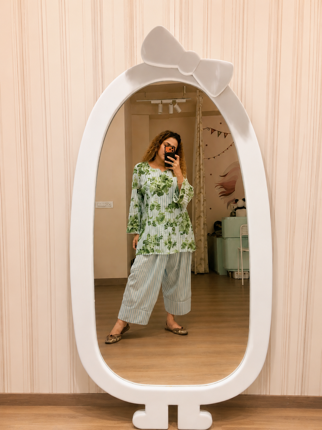 Sukoon Farshi Salwar Suit NAS1571
