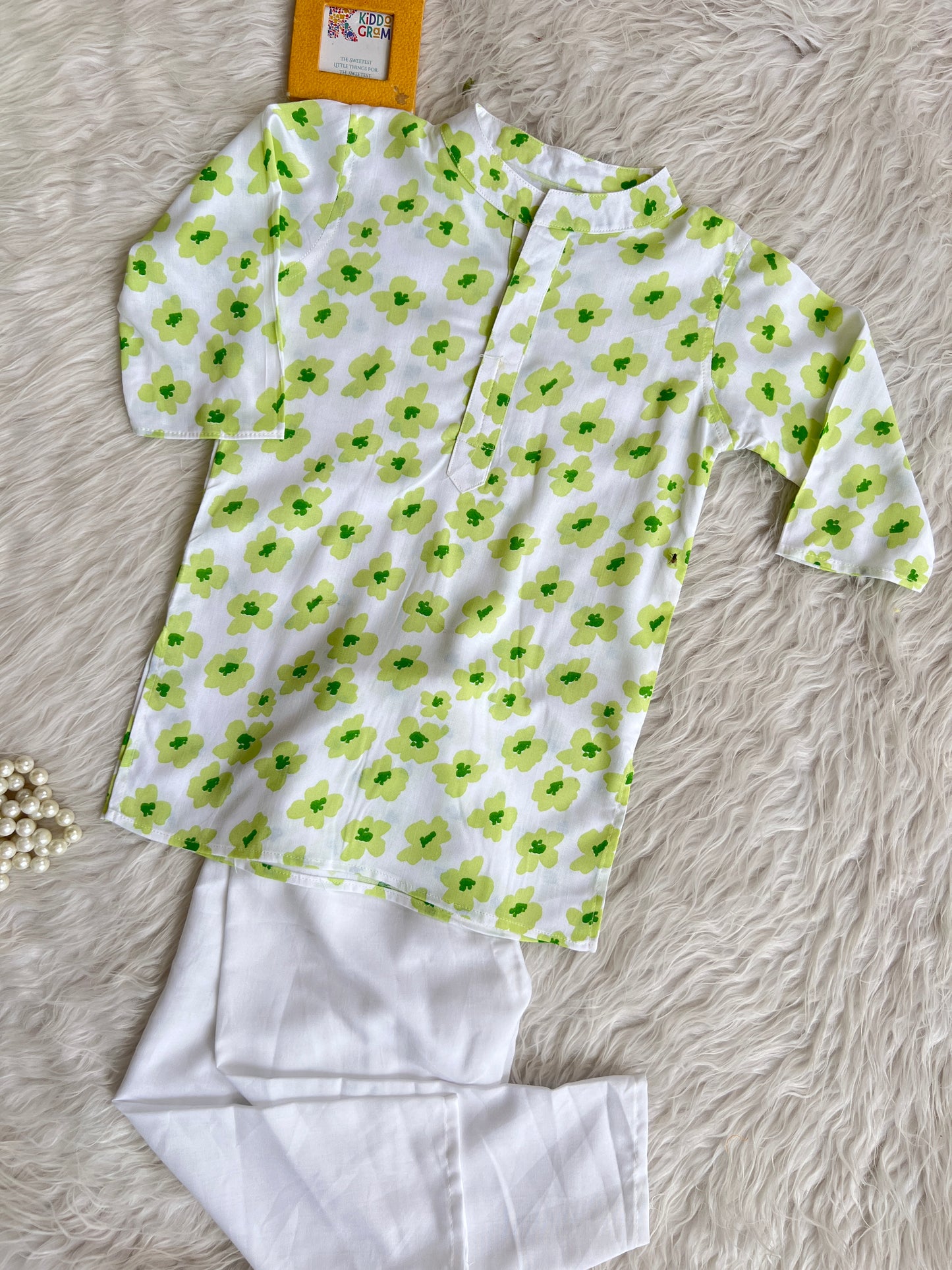 Green Blossom Sibling B