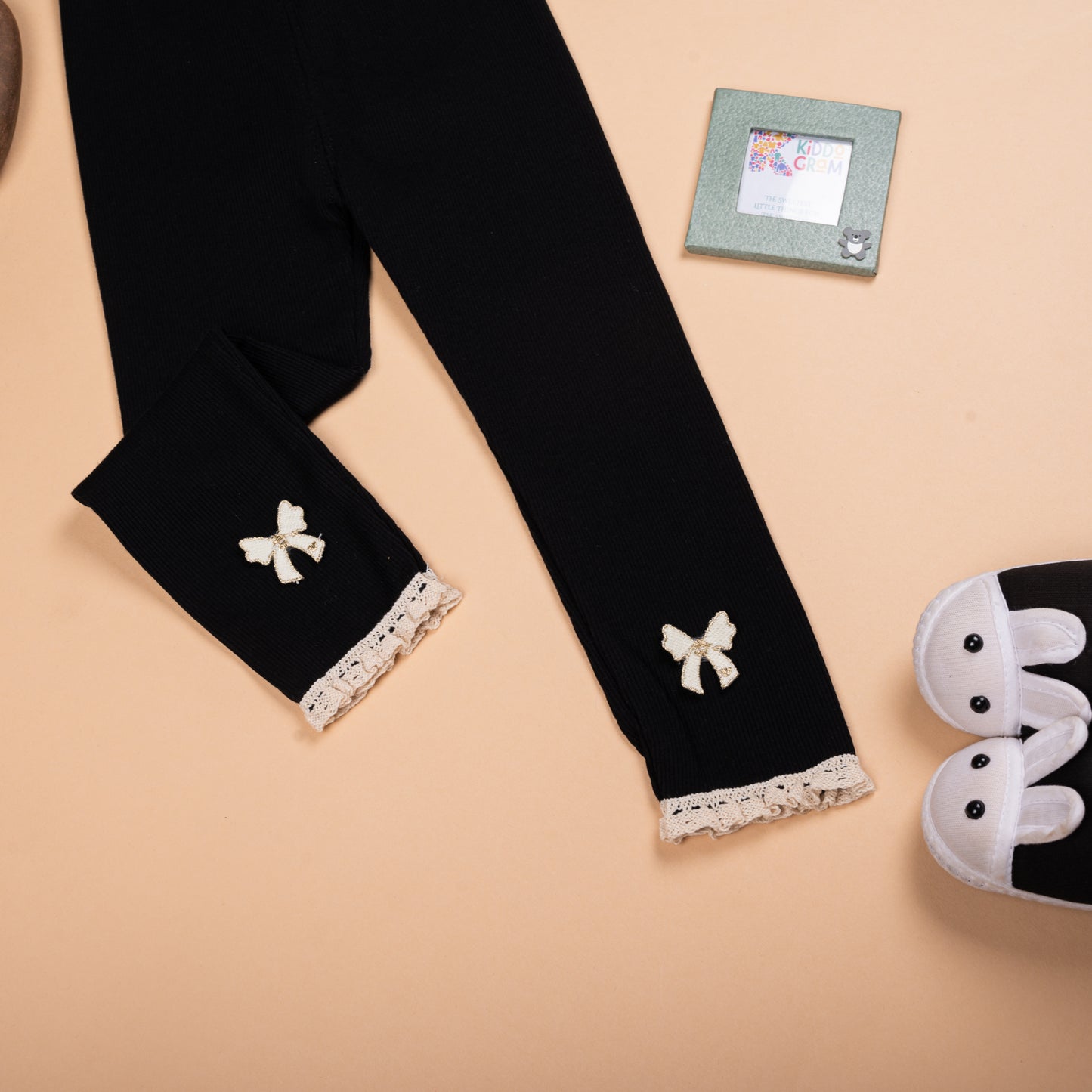 Bowtiful Bundle Leggings NAS60