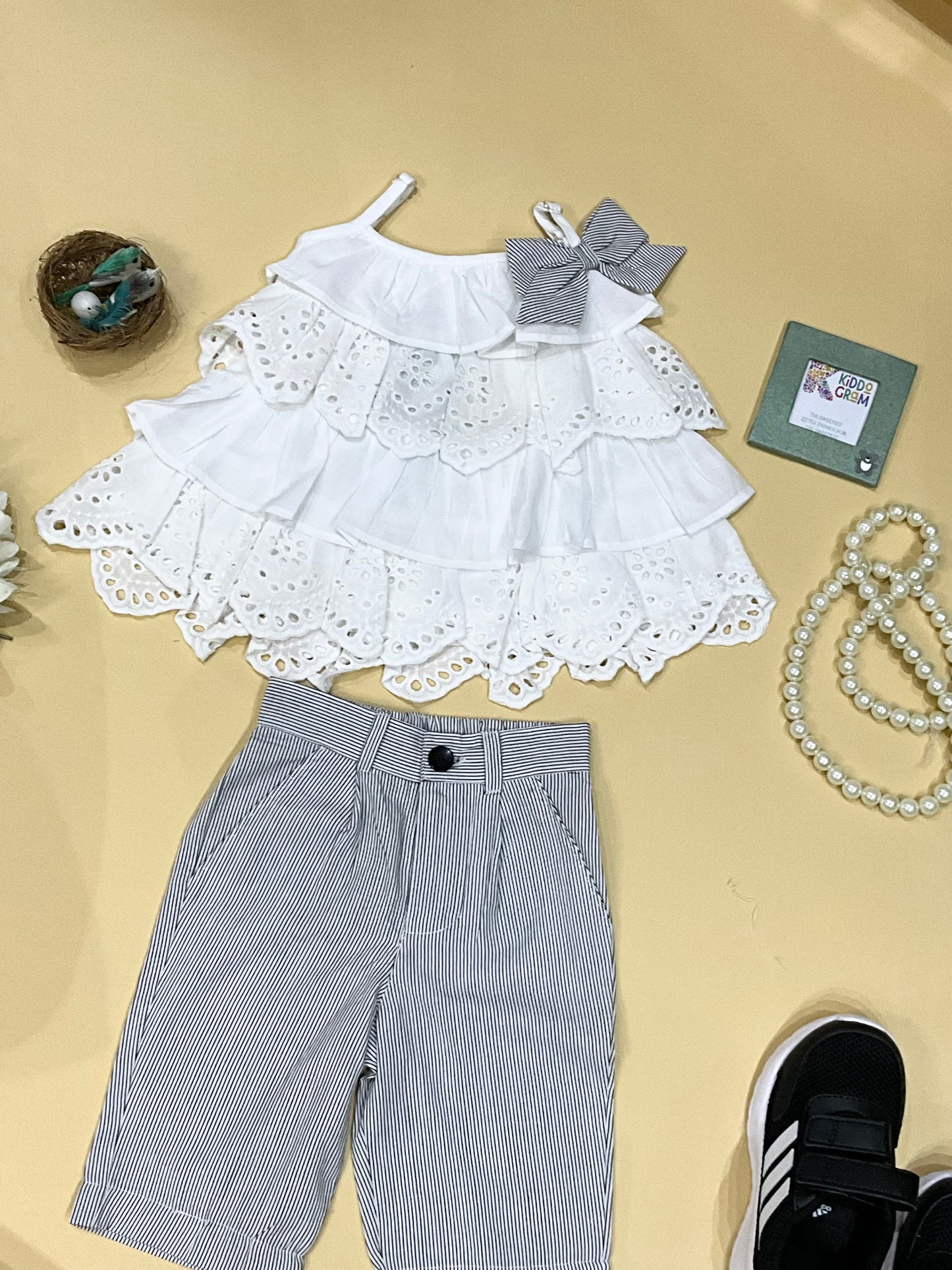 The Timeless Contrast Set