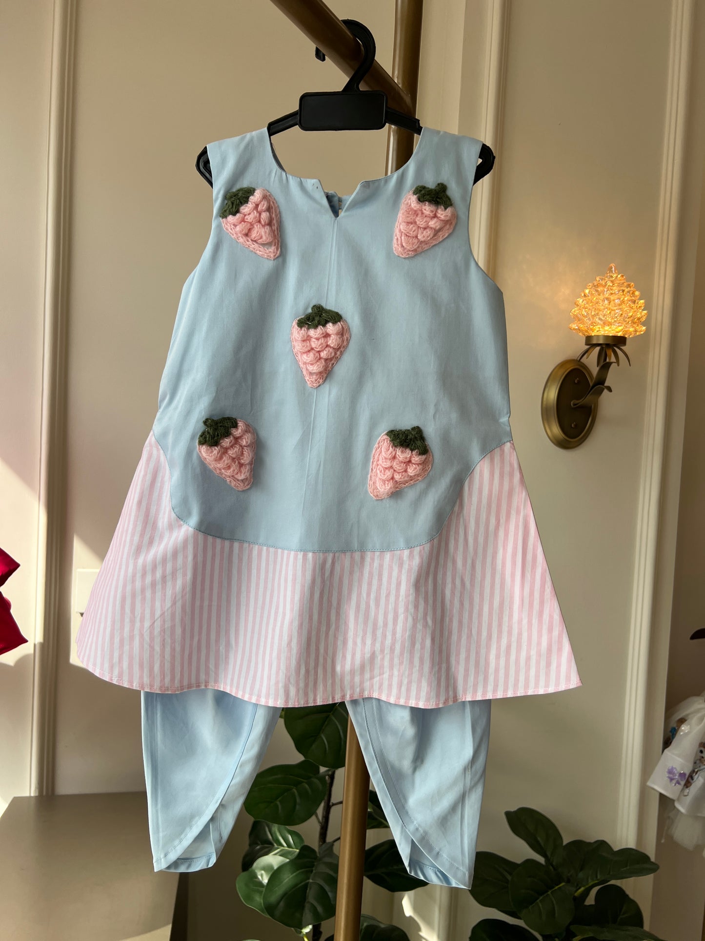 Strawberry Skies Set