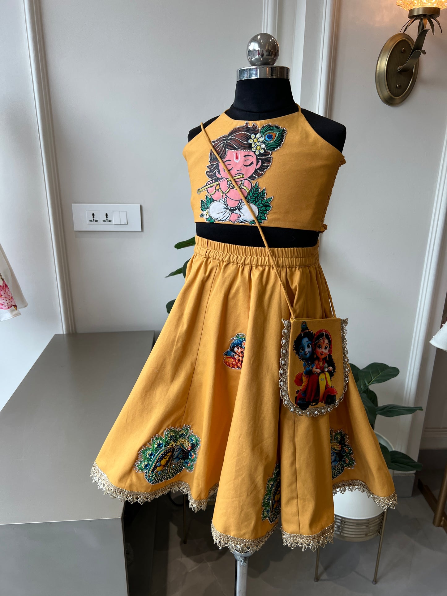 Little Kanha Charm NAS1689