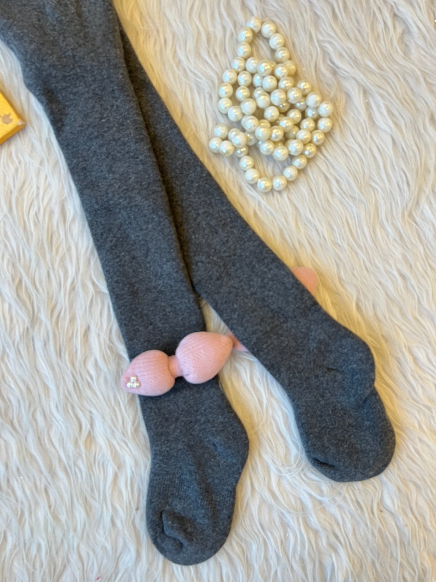 Grey pilo bow stocking