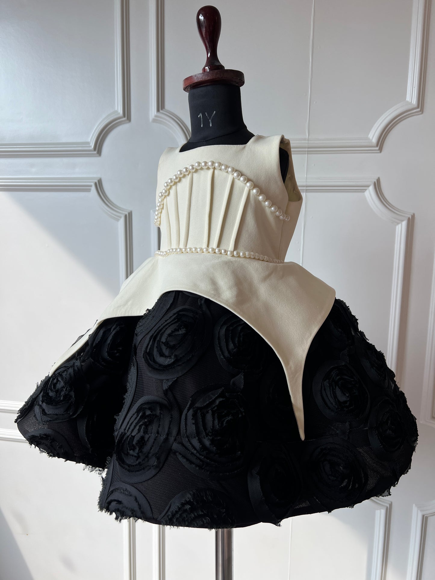Midnight Pearl Couture NAS1511