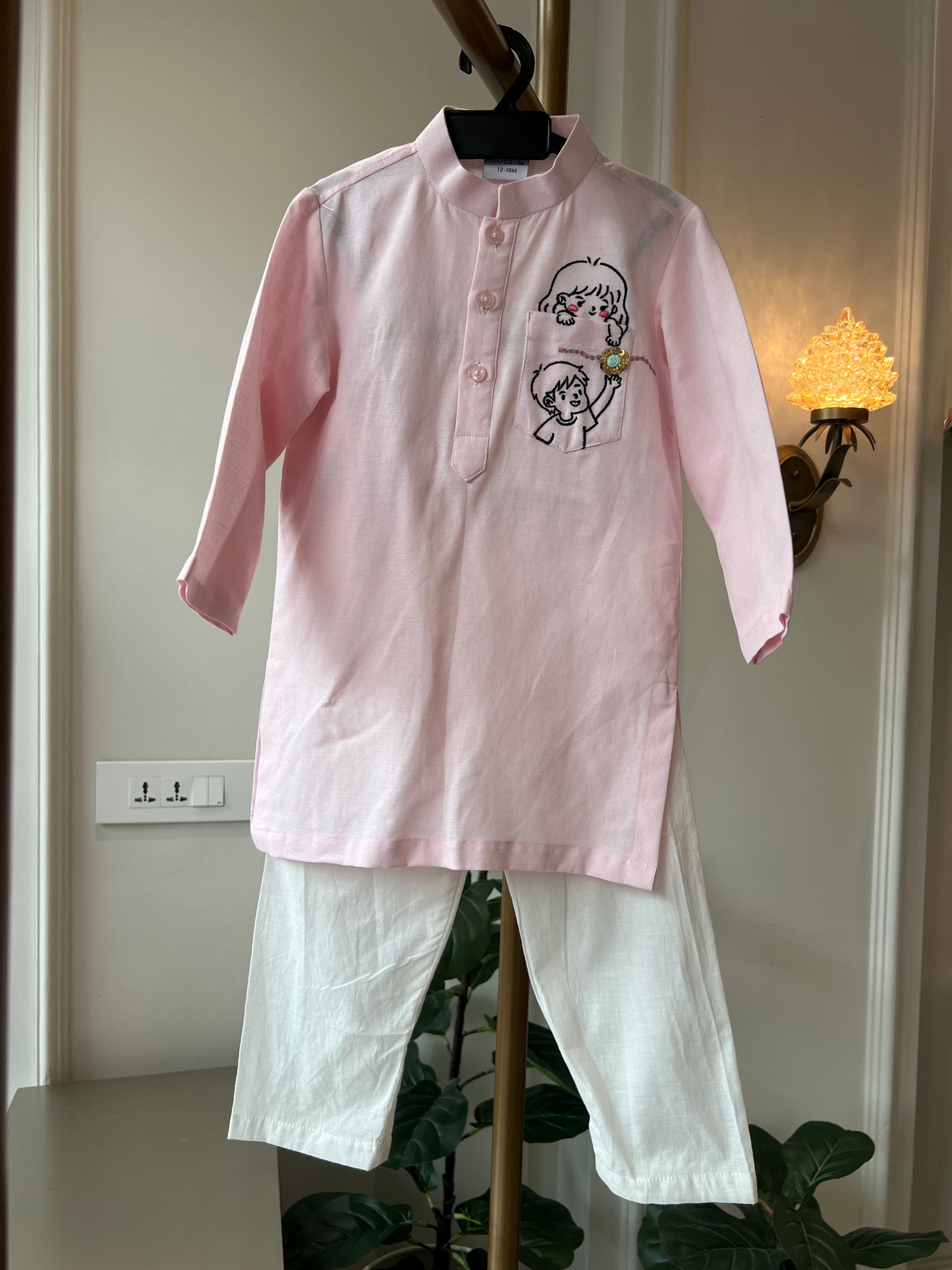Rakhi Whispers Kurta Set