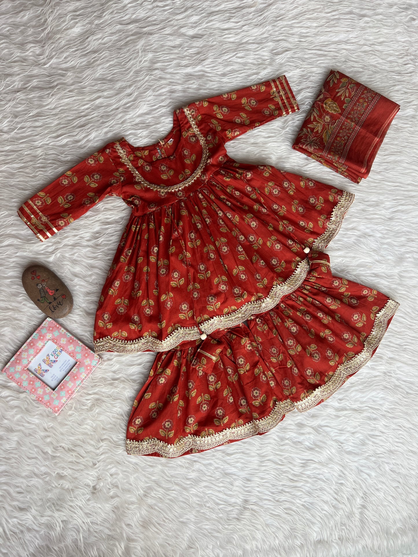 Gulnaar Grace Set NAS1460