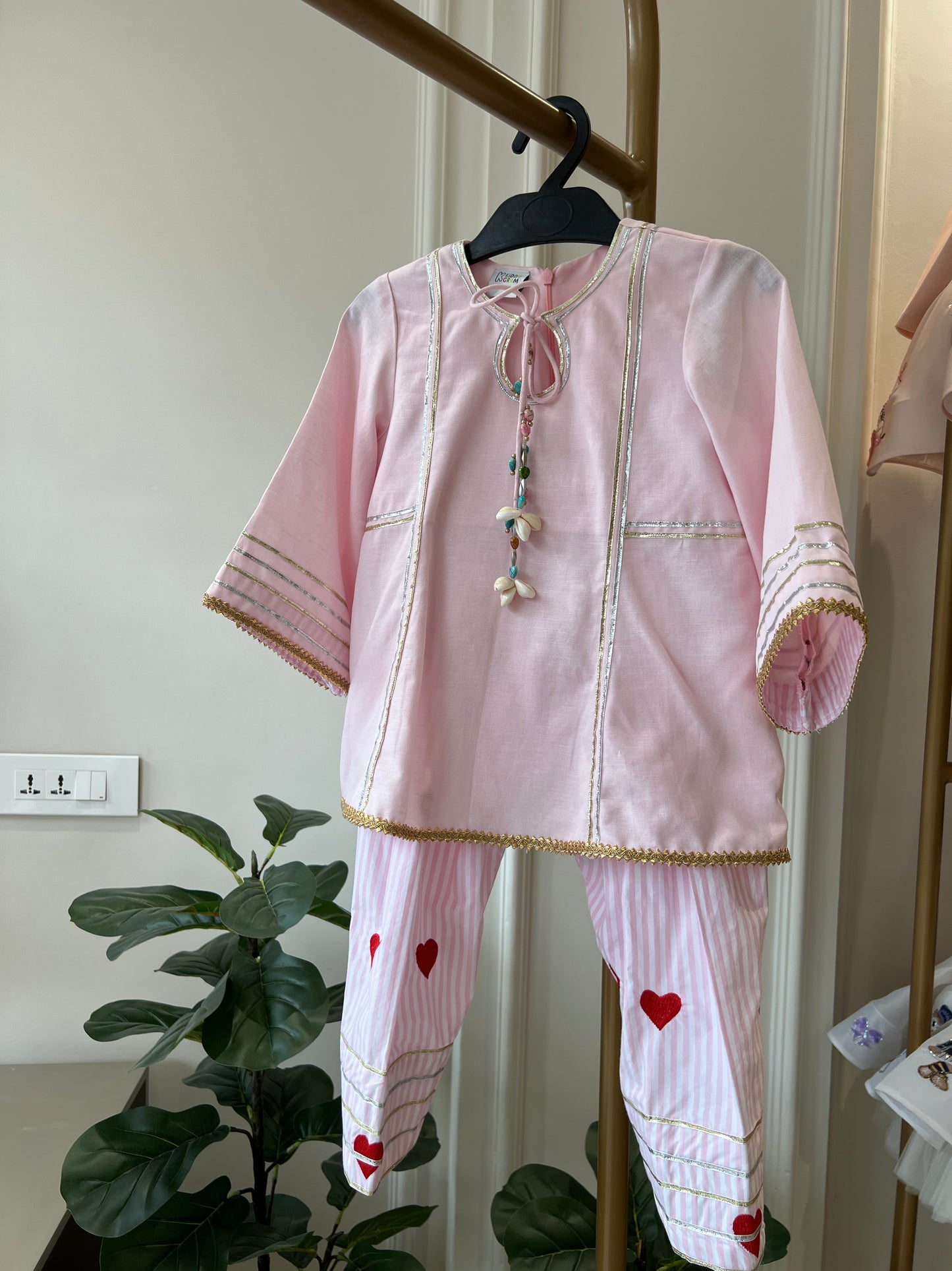 Sweetheart Stripes farshi suit