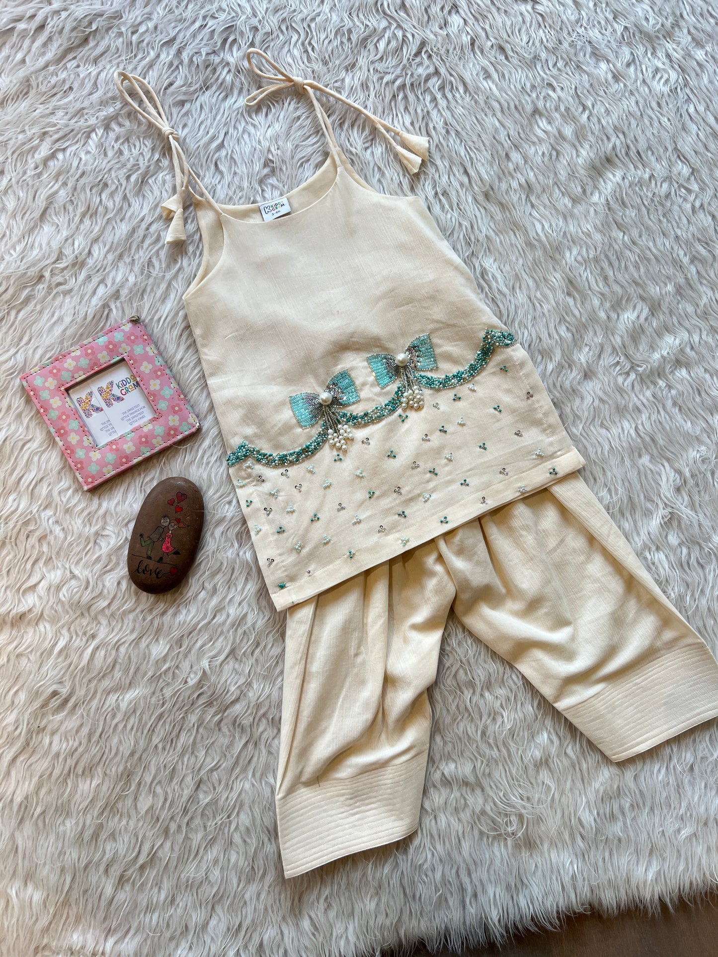 Tassel tail farshi suit NAS1528