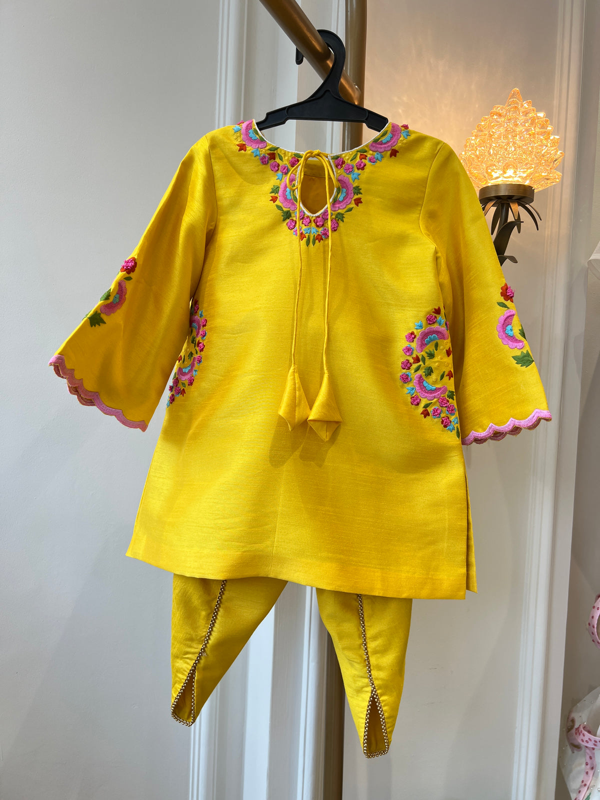 Sunehri Noor Chogga Set
