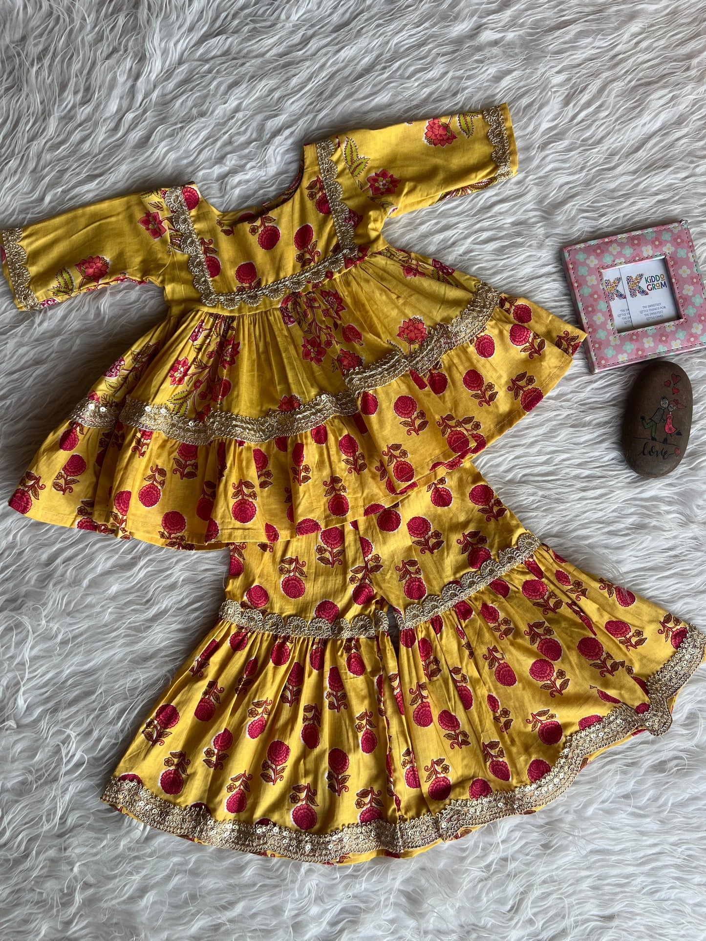 Golden Rose Charm NAS1447