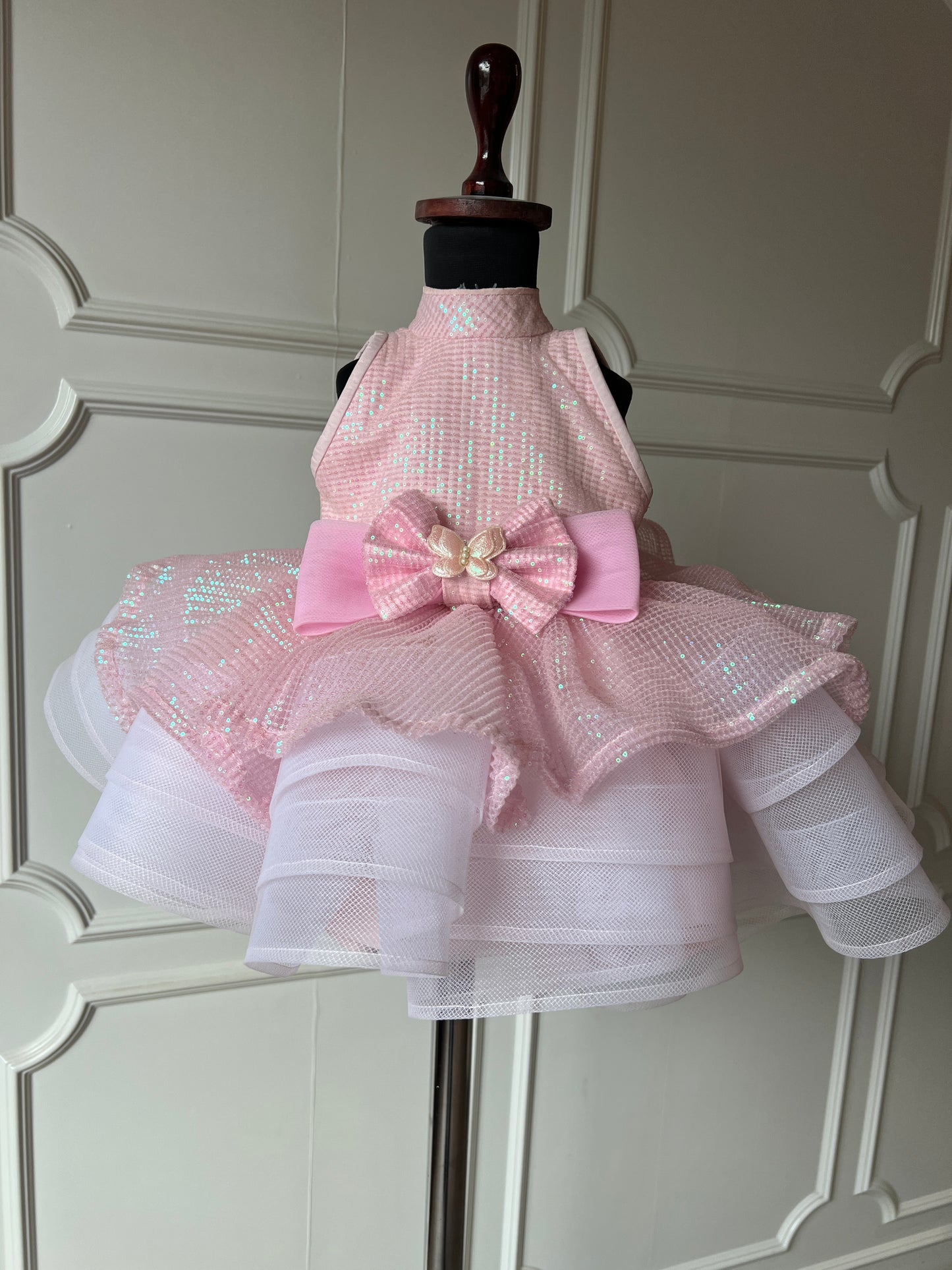 Sparkle Bow Belle NAS1521