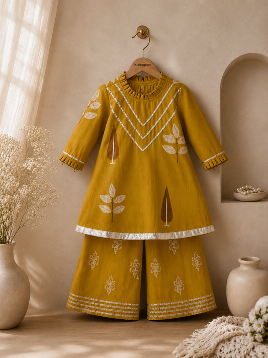 Sunehri Noor NAS1615