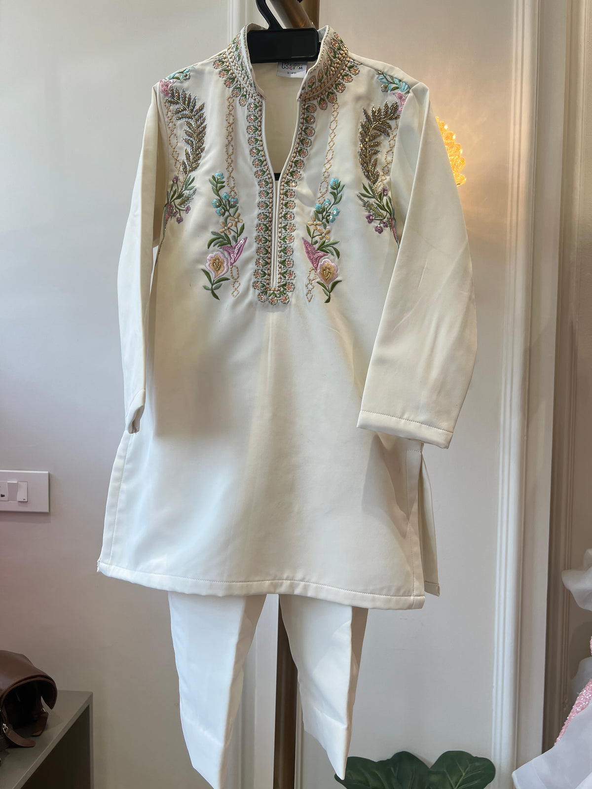 Aariz Ivory Kurta Set