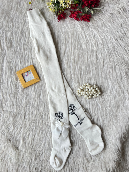 White rose pearl stocking
