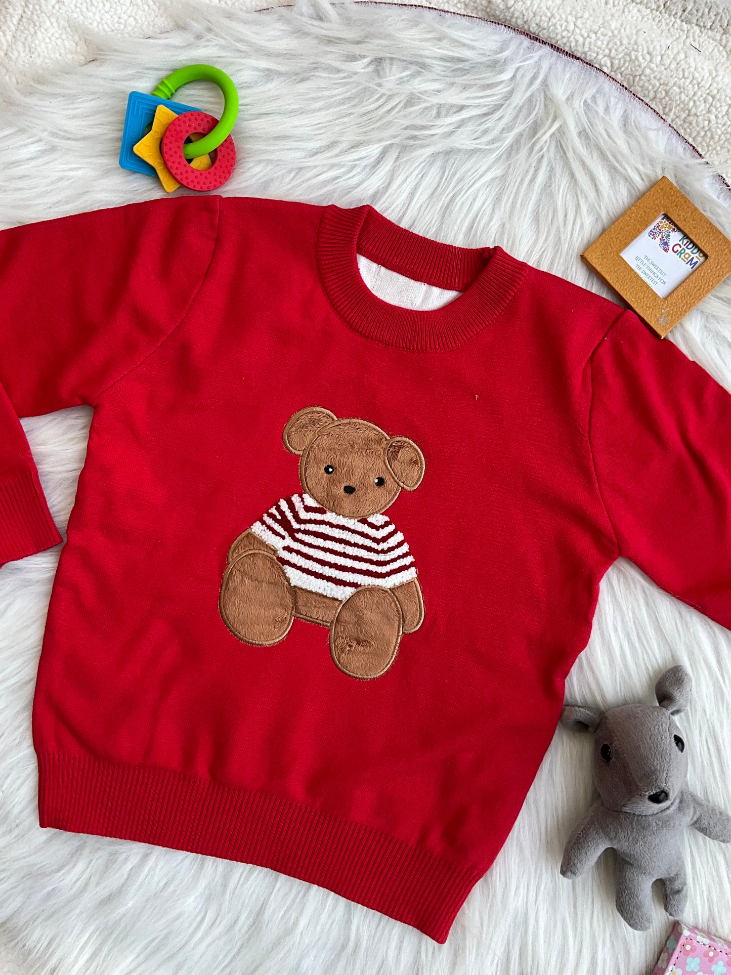 Bear Hug Sweat Shirt