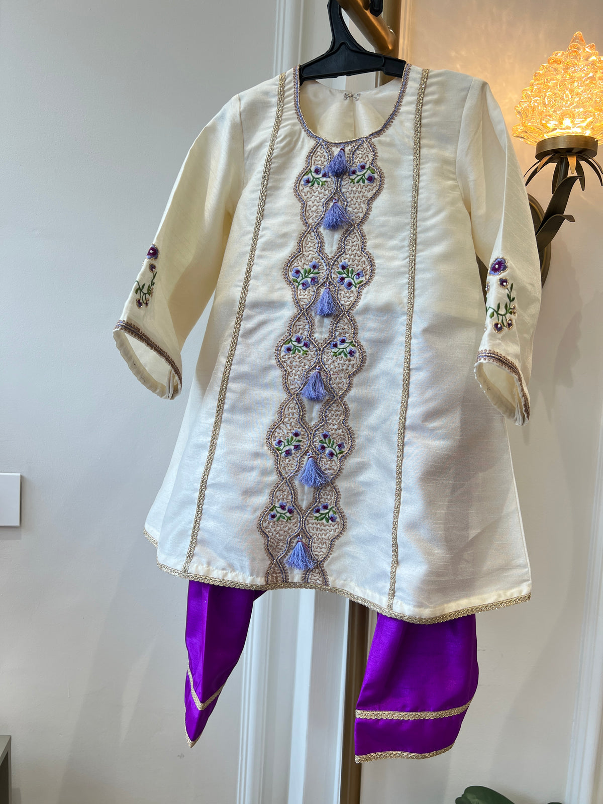 The Royal Resham Chogga set