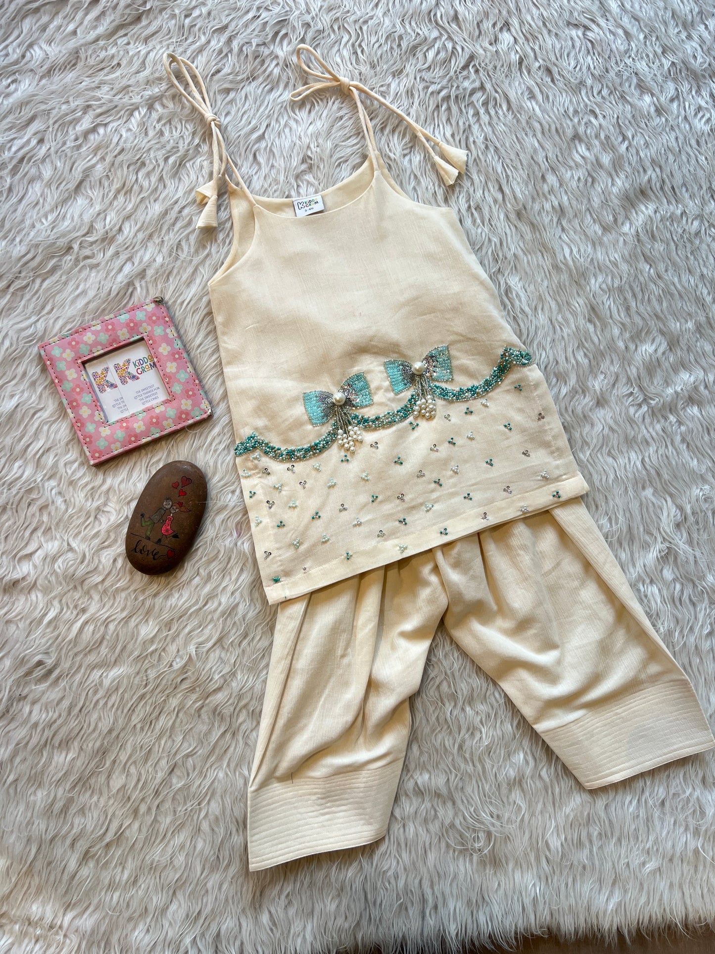 Tassel tail farshi suit NAS1528