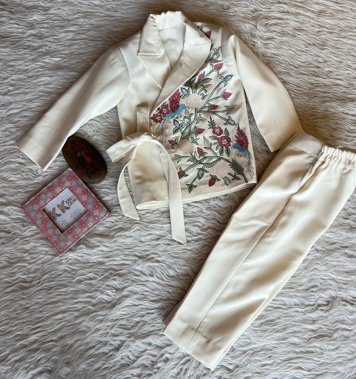 White knot coat set NAS1520
