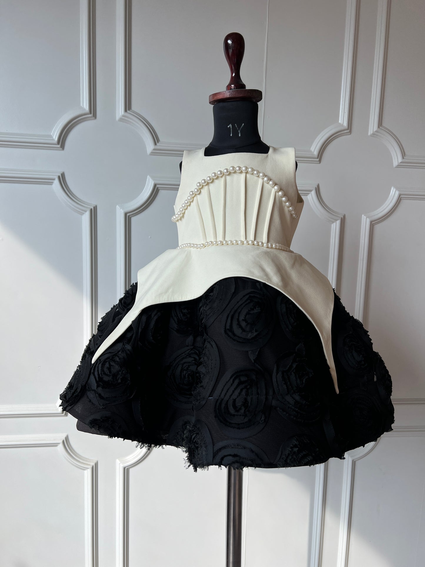 Midnight Pearl Couture NAS1511
