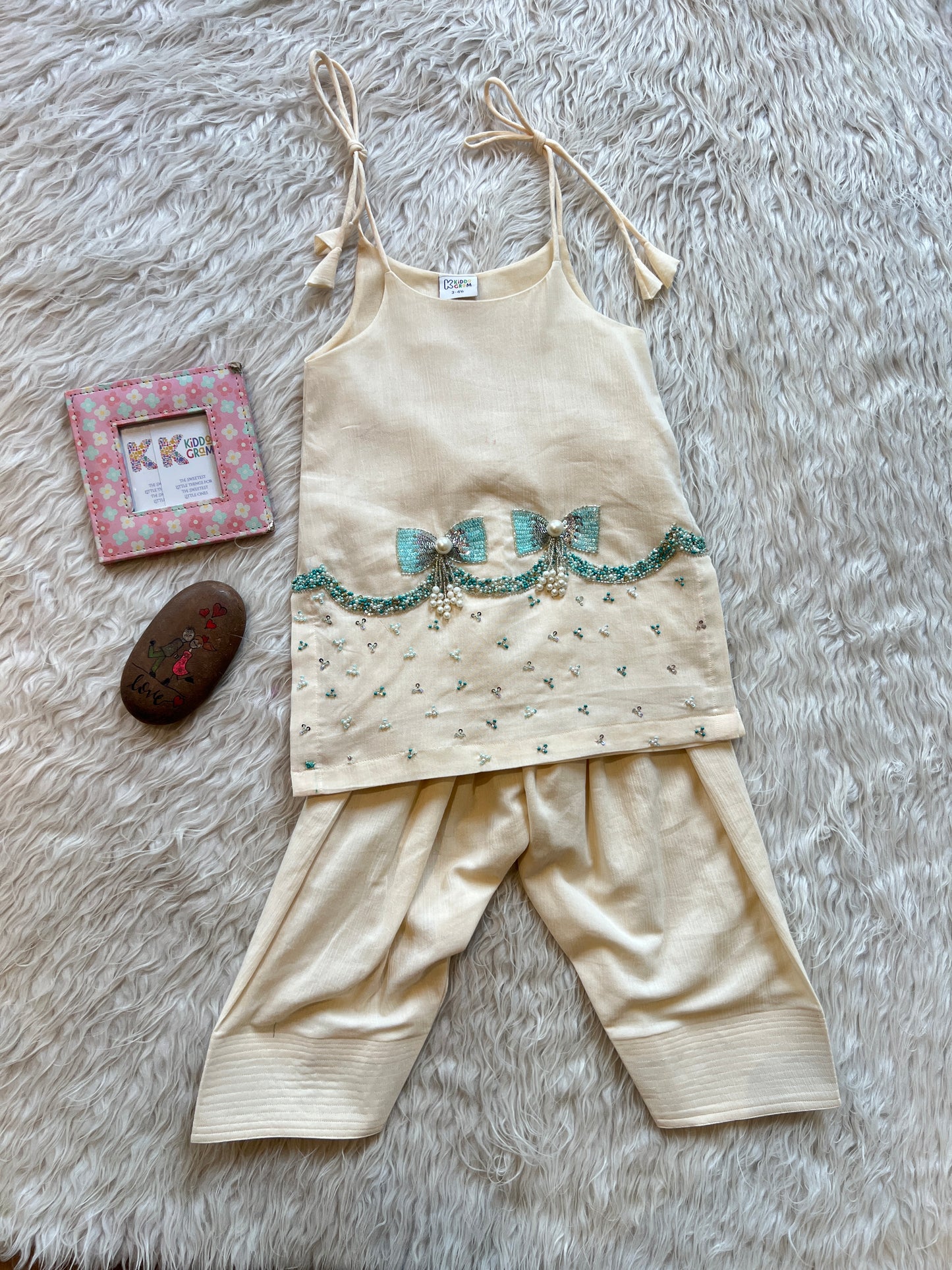 Tassel tail farshi suit NAS1528