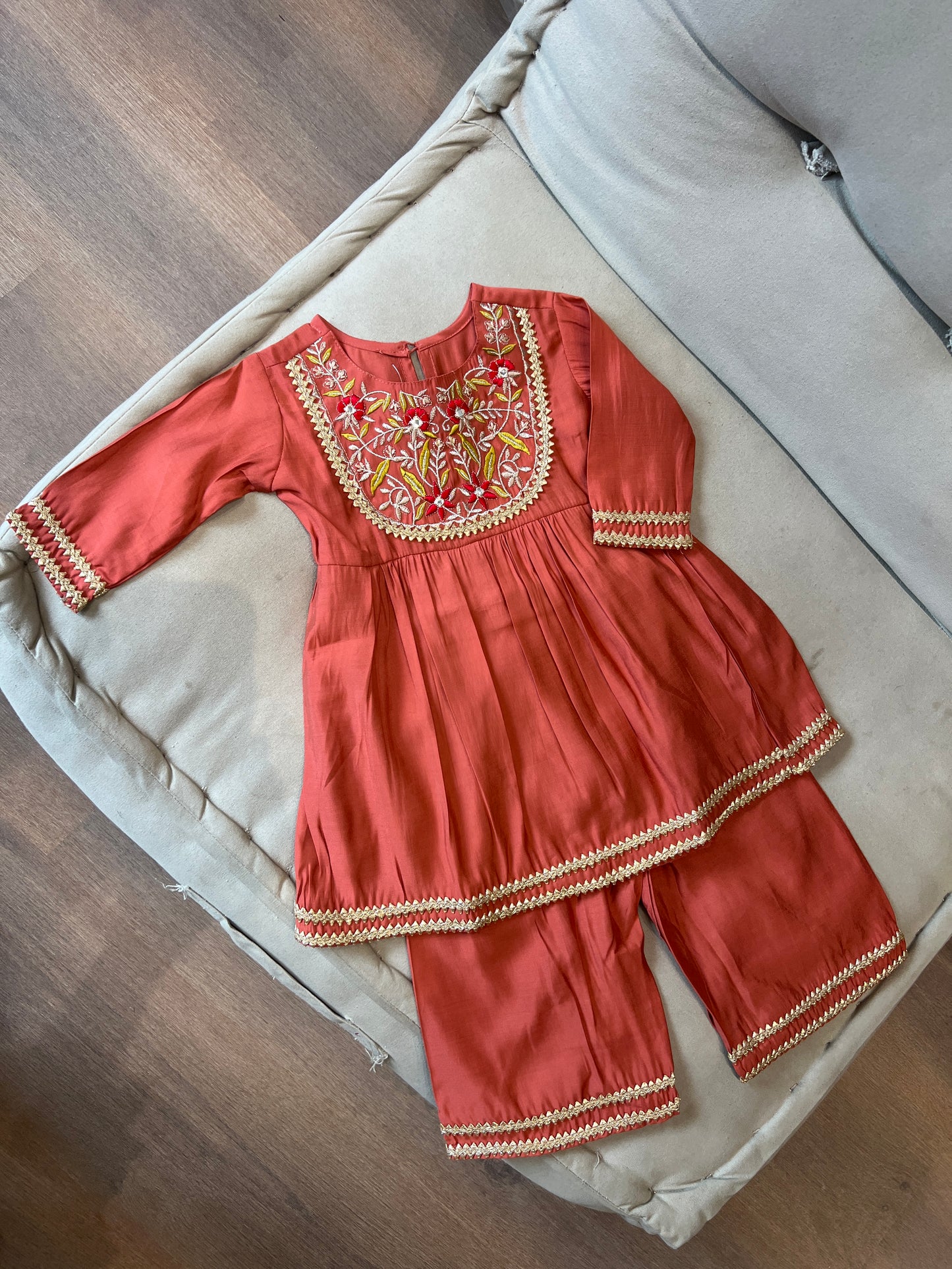 Noor Royale NAS1627