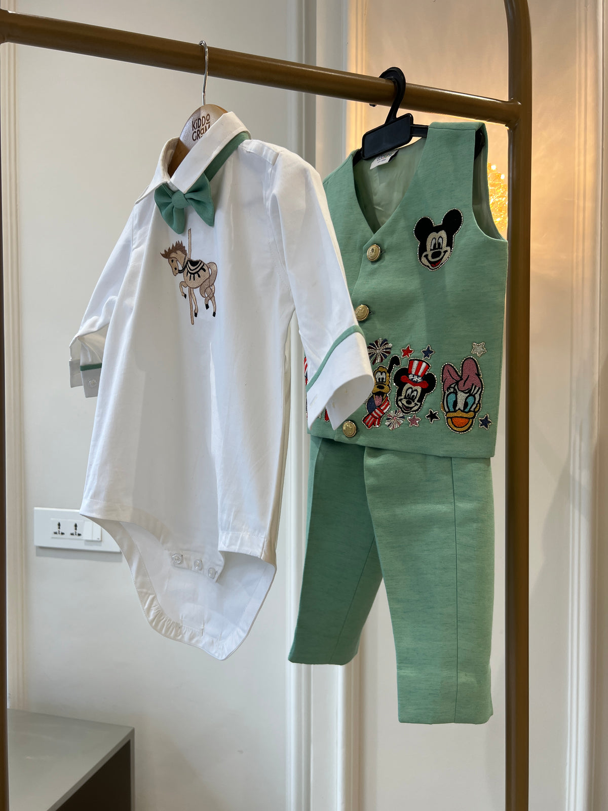 Little Mickey green romper set