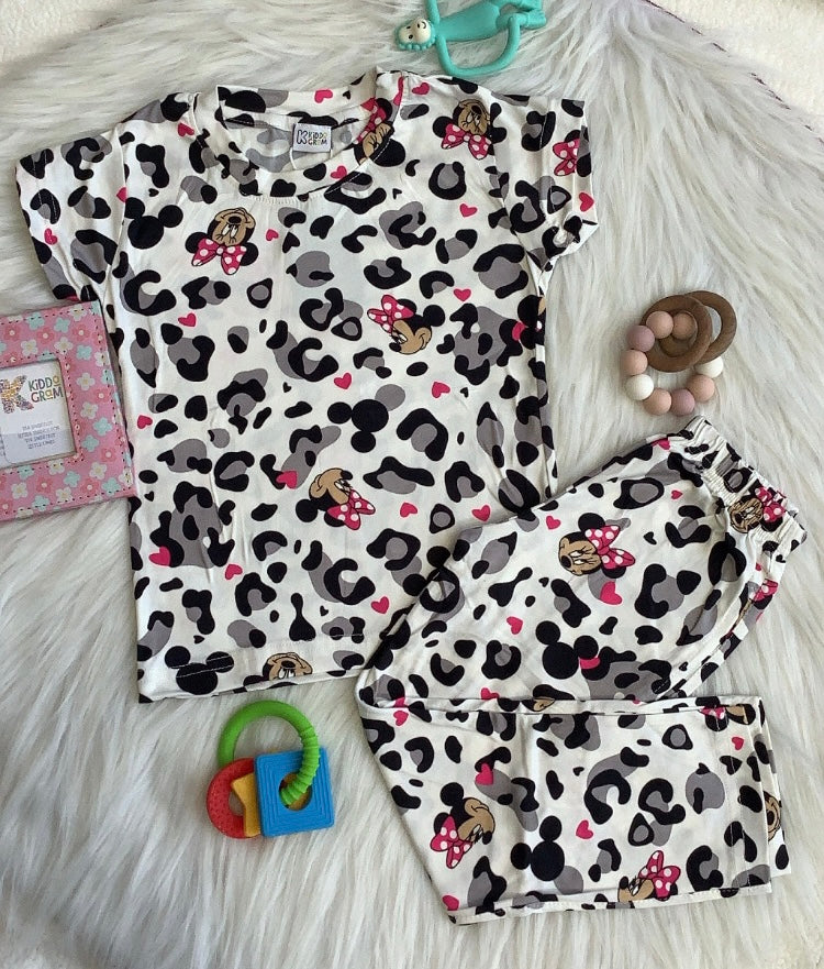 Disneyland Delight nightsuit