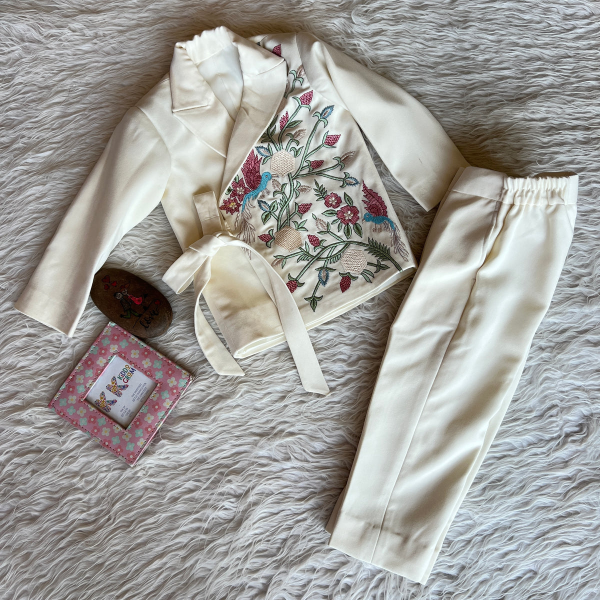 White knot coat set NAS1520