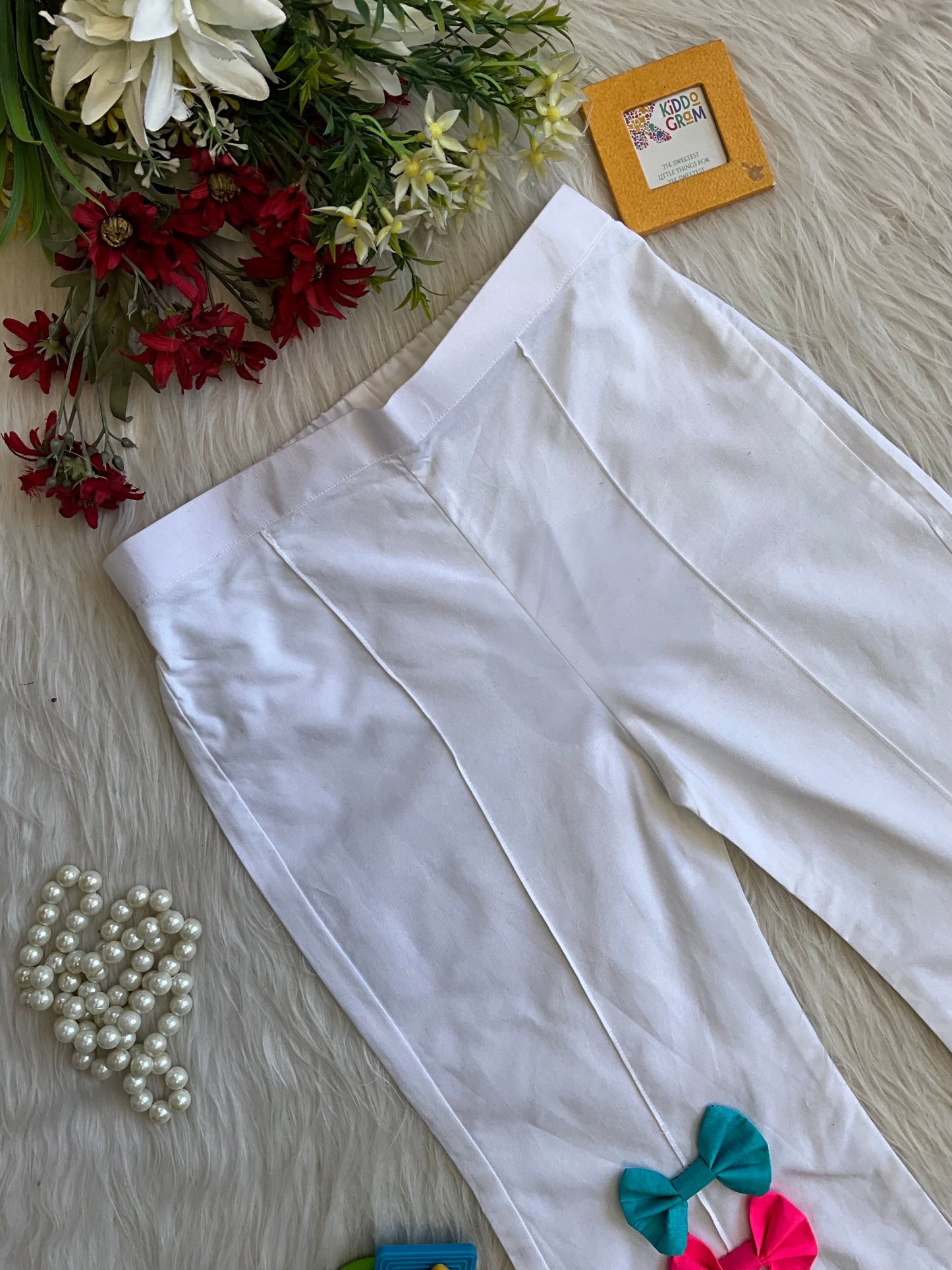 White Bow Pants