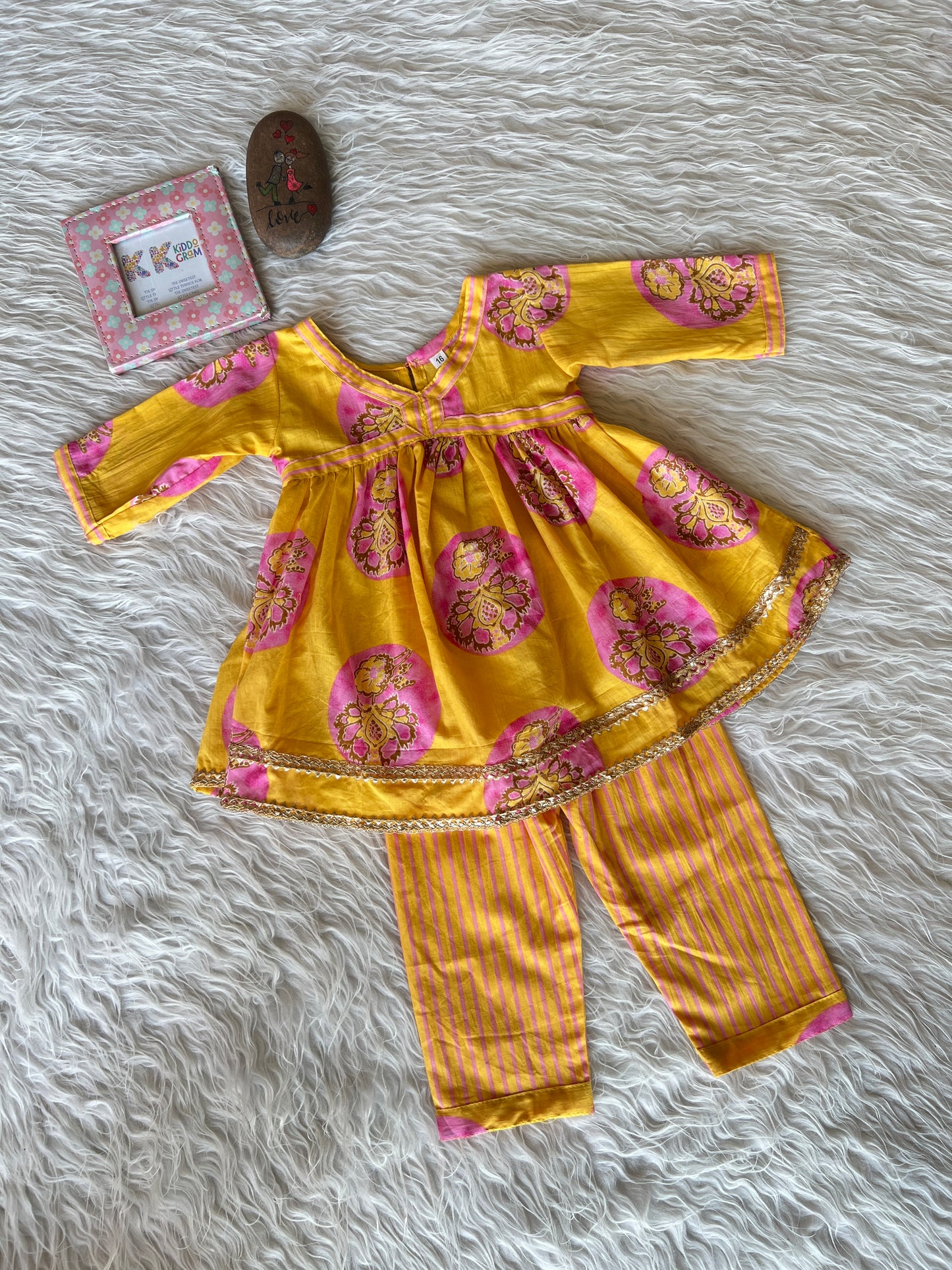 Gulnaar Charm Set NAS1479