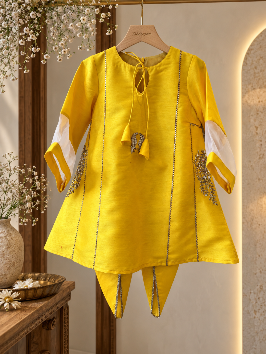 Noor-e-Sunshine chogga set