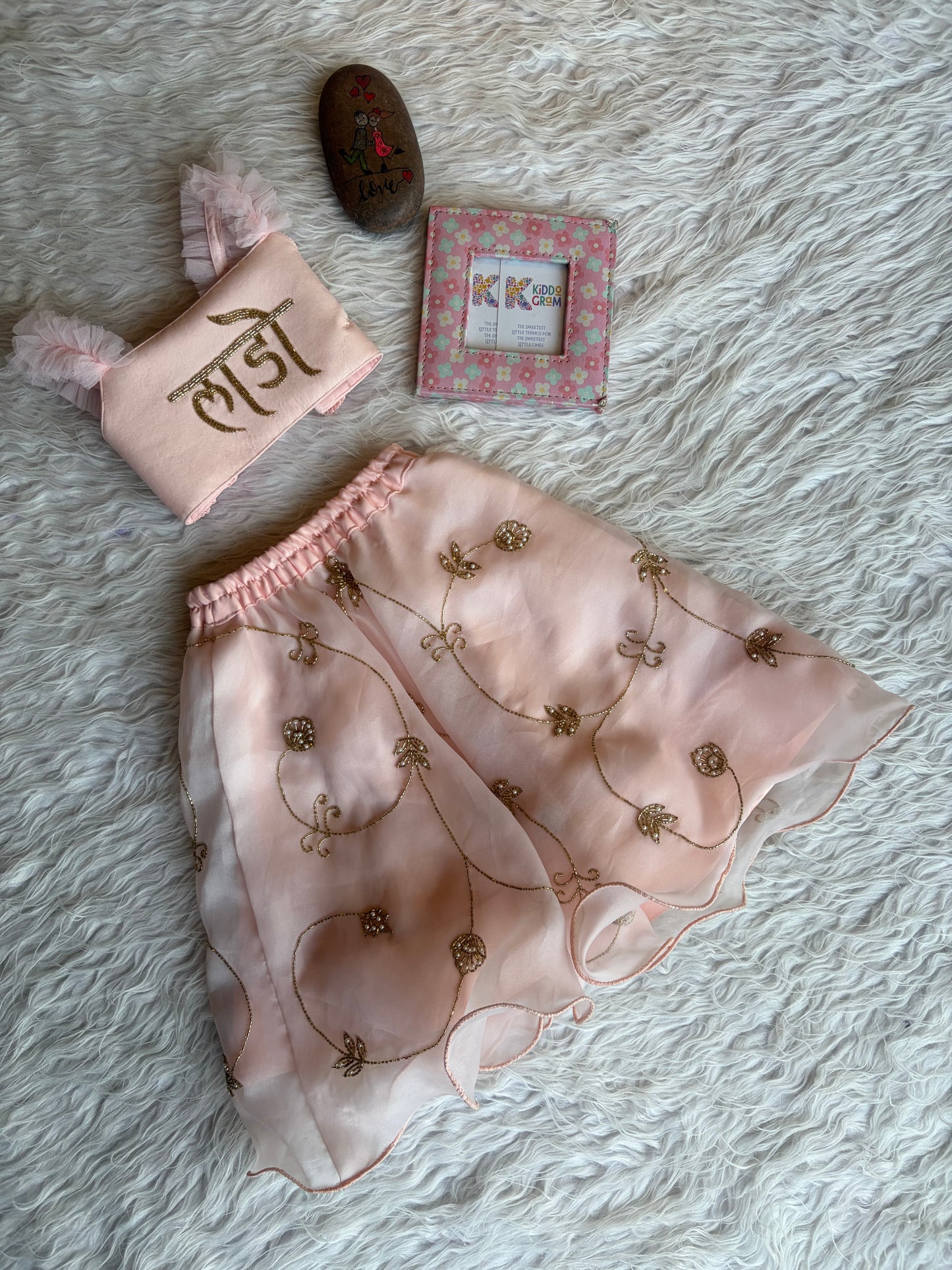 Petal Luxe Laado NAS1059