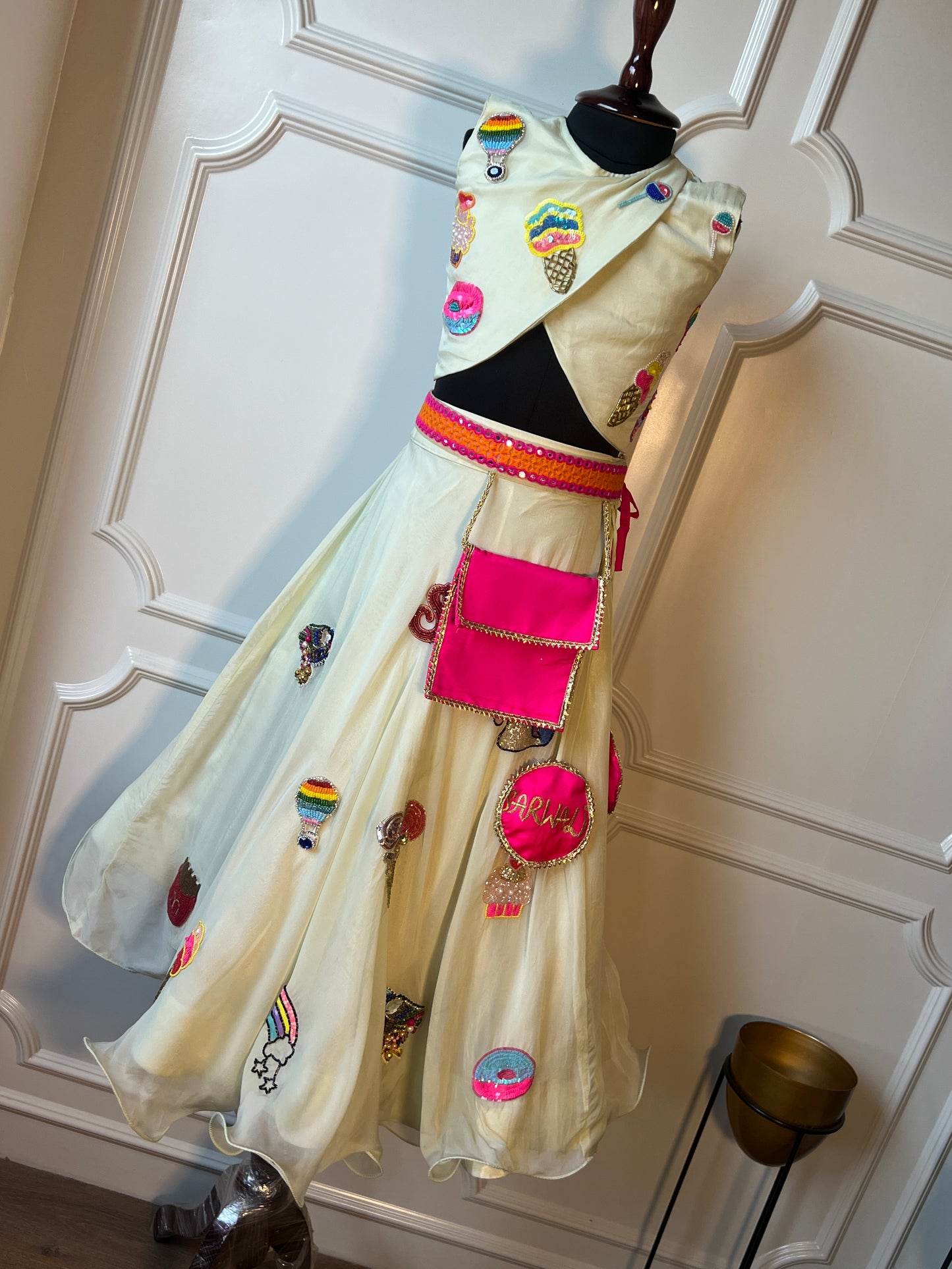 Noor-e-Nazaqat Lehenga