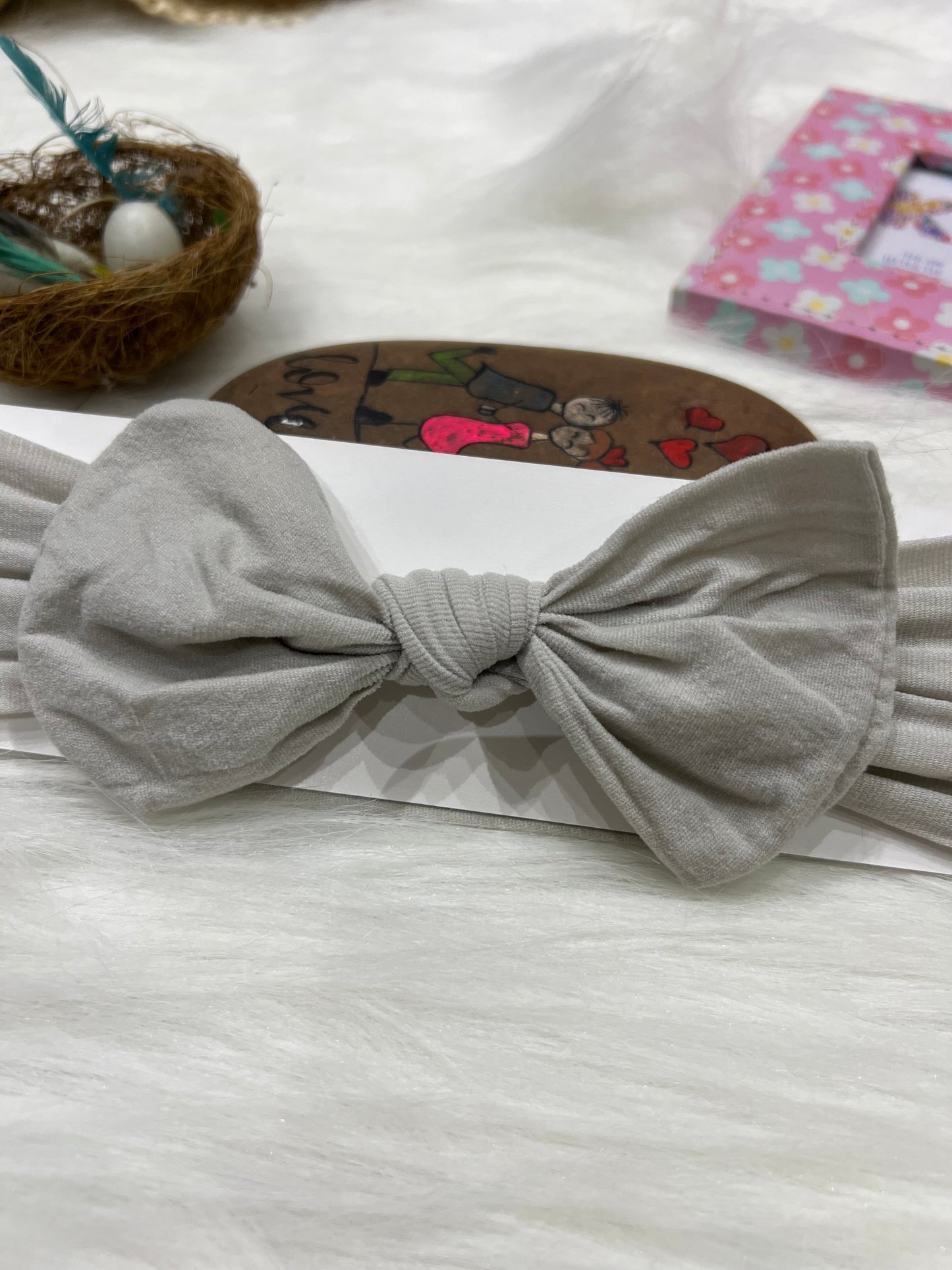 Grey Daisy Bow