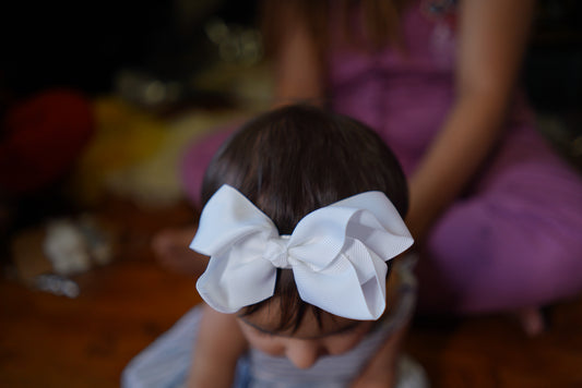 White Big Bow Beauty